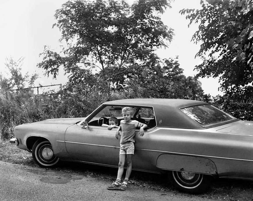 Two Boys With Automobile (Два мальчика с автомобилем)