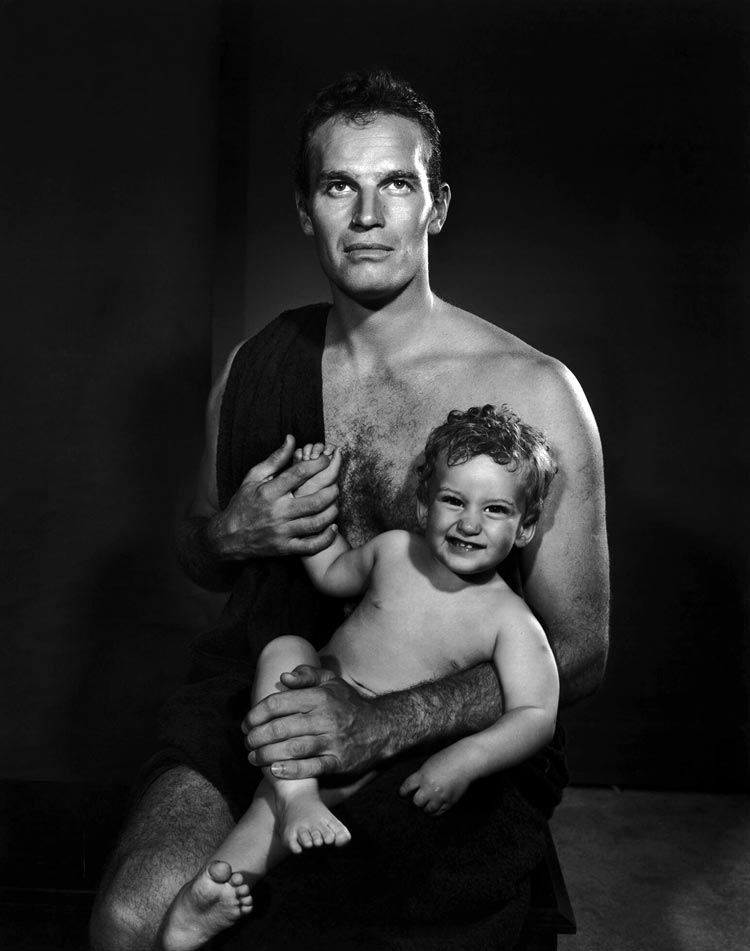 Actor Charlton Heston and son Fraser Clarke Heston (Актер Чарлтон Хэстон и его сын Фрезер Кларки Хэстон)