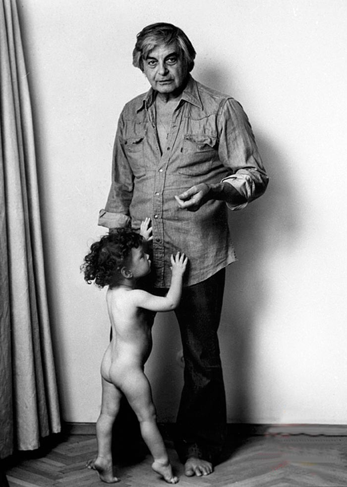 Юрий Любимов с сыном Петром (Yuri Lyubimov with his son Peter), ранние 1980-е