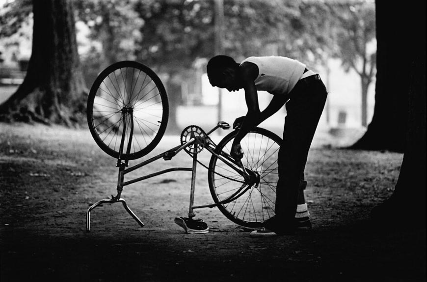 Boy and bicycle (Мальчик и велосипед)