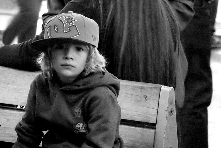 Street Boy, Paris (Мальчик на улице, Париж)