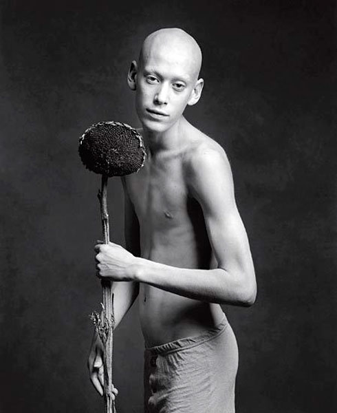 Boy with sunflower (Мальчик с подсолнечником), 1997