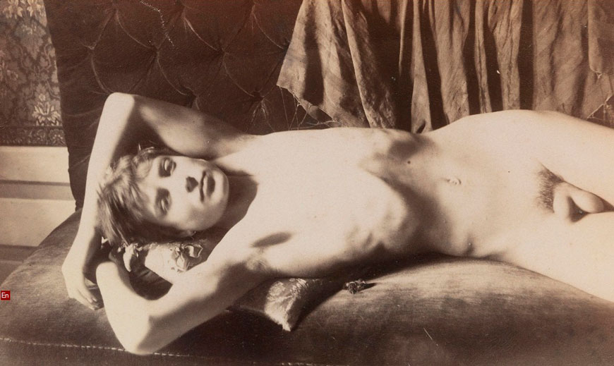 Reclining male nude (Отдыхающий нагой мужчина), c.1900