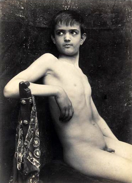 Untitled / Nude model in chair (Без названия /Обнажённая модель на стуле), c.1900 