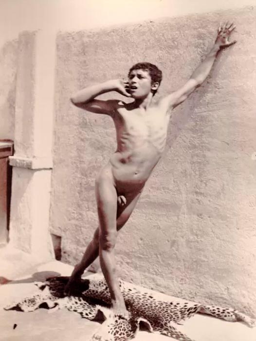 A boy standing on a leopard skin (Мальчик, стоящий на леопардовой шкуре), 1880-1910