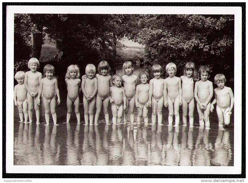 Group of naked children (Группа нагих детей), 1980s