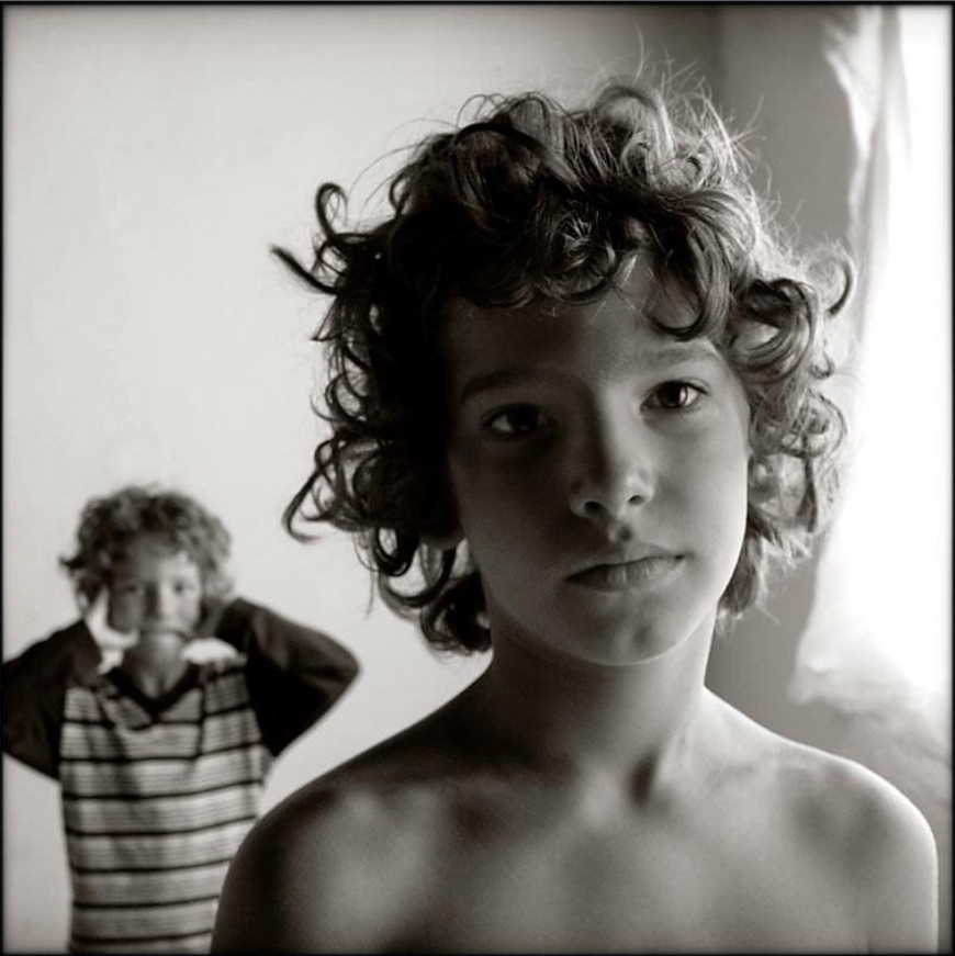 Deux freres / Nassim et Nahel (Два брата / Насcим и Нахель)