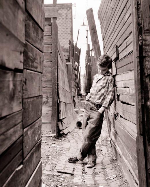 Truancy sad lonely boy (Прогуливающий печальный одинокий мальчик), 1940s