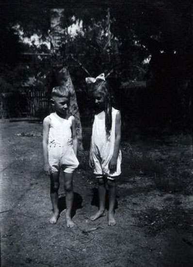 Boy and girl in garden (Мальчик и девочка в саду), c.1950s