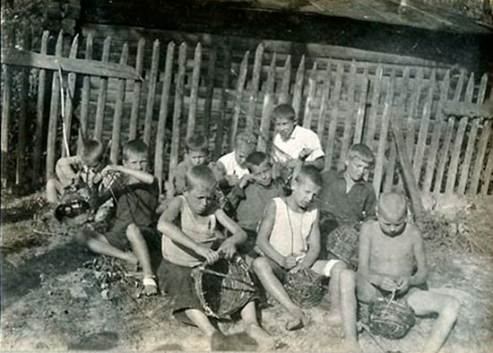 Загорский городской пионерлагерь (Сity pioneer camp in Zagorsk), 1937