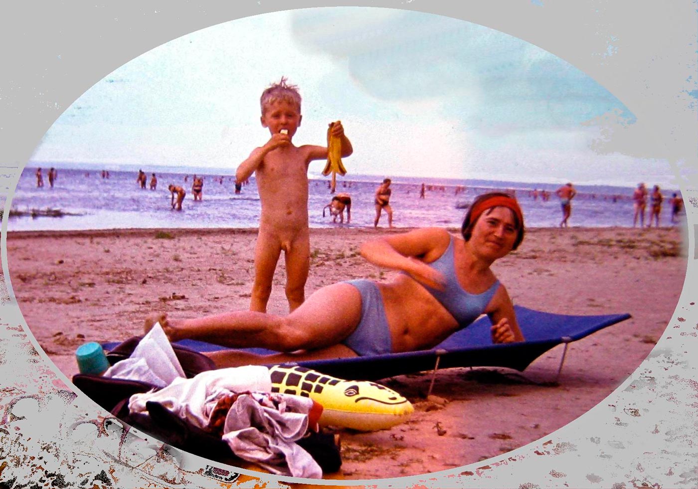 Пляжная жизнь (Beach life), 1974