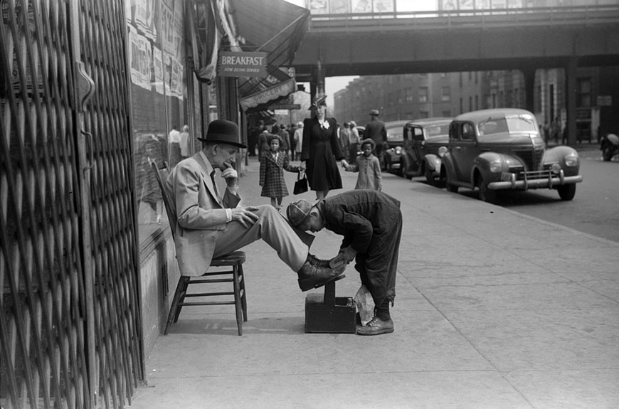 Shoeshine (Мальчик-чистильщик обуви), April 1941