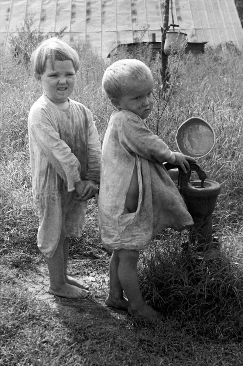 Children of sharecropper (Дети издольщика), Sept.1935