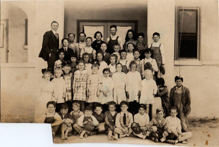 [School children / Школьники], 1920/1930s