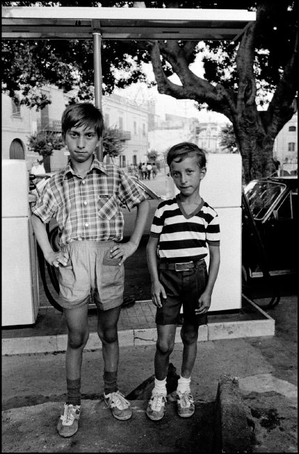 Children in the street (Дети на улице), 1980s