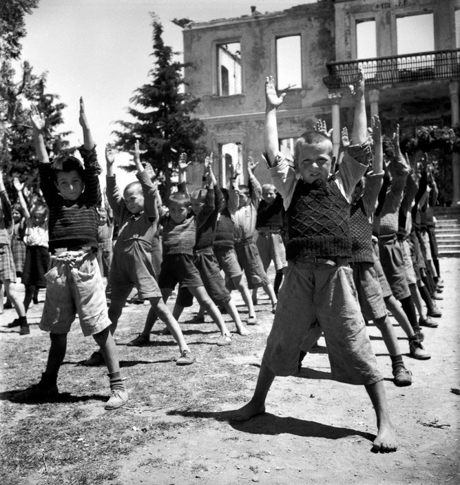 School is now held in the church (Школа в церкви), 1948