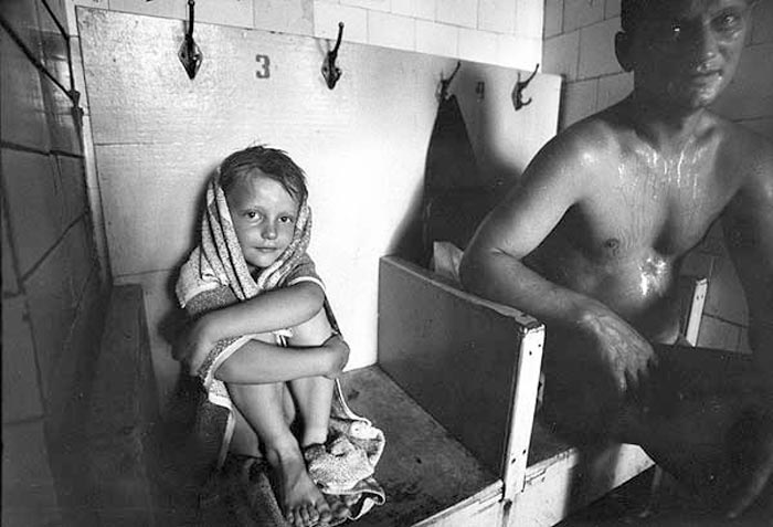 С легким паром (Enjoy your bath!), 1991