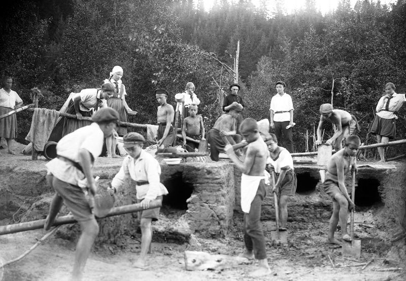 Детский лагерь (Children's camp), 1929