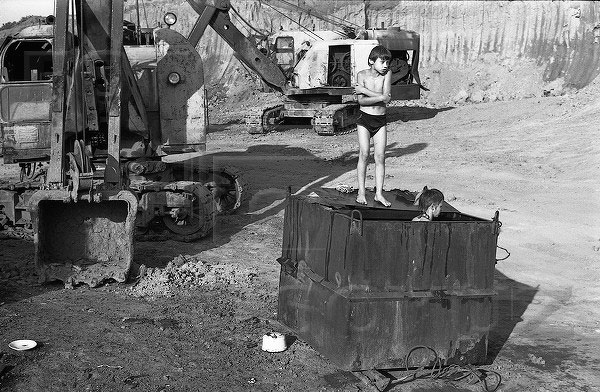 Kупaльщики в глинянoм кapьepe (Bathers in a clay quarry), 14.07.1988