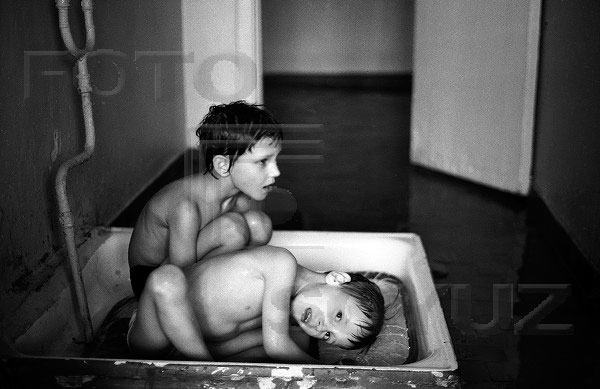 Двoe в душeвoм пoддoнe (Two in shower tray), 04.04.1981