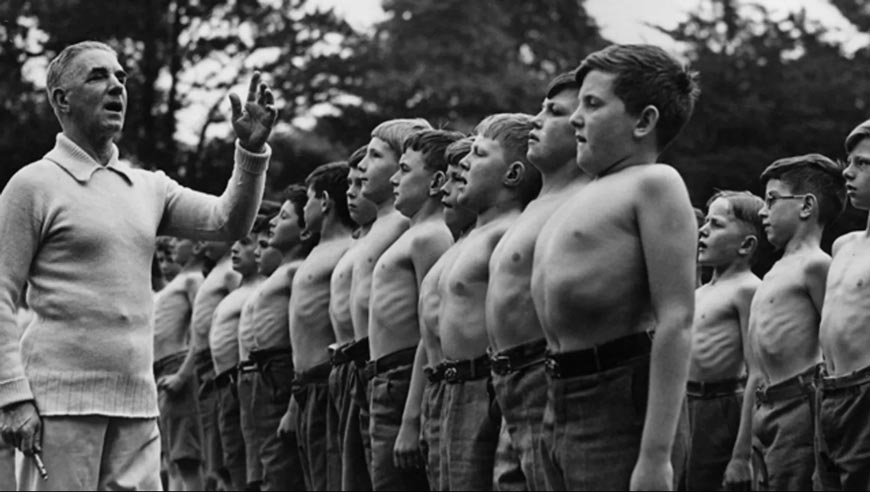 Boys In PT Class (Мальчики на уроке физкультуры), 1944