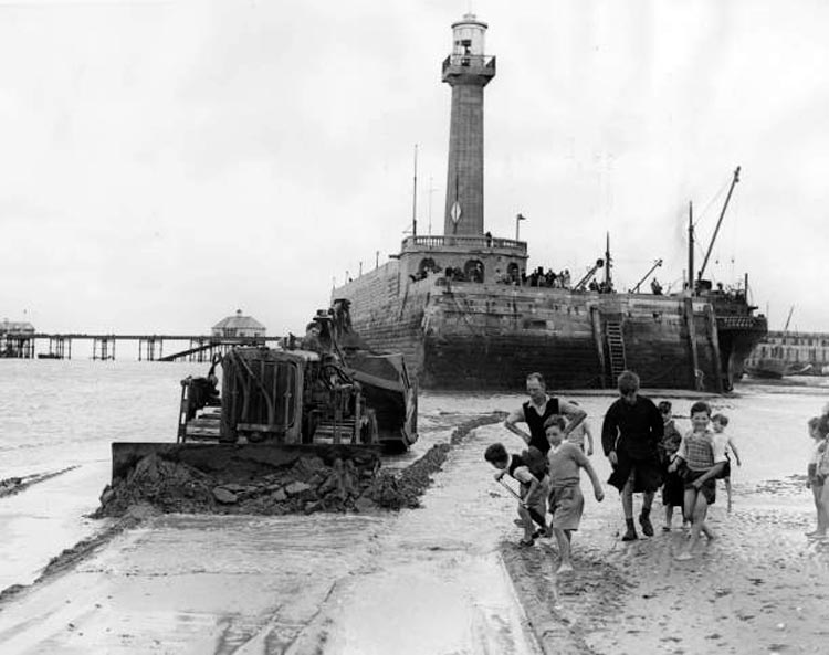 Silted Harbour (Заиленная гавань), 1948