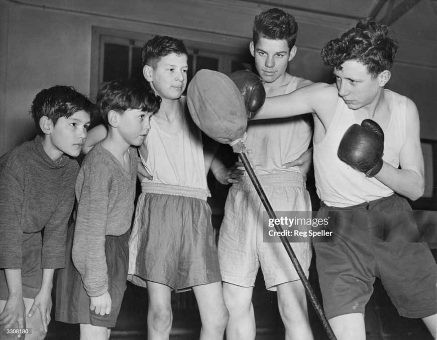 Schoolboy Boxer (Школьный боксёр), 1953