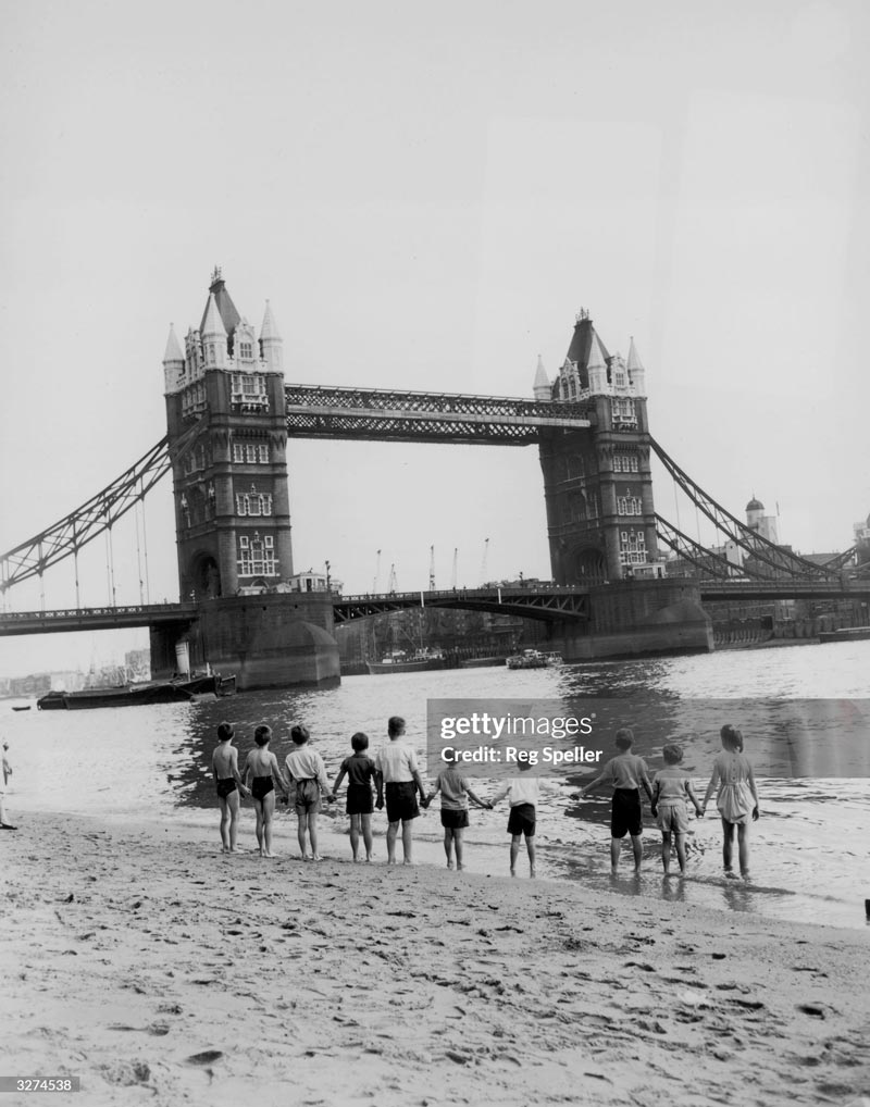 River Thames (Река Темза), 1960