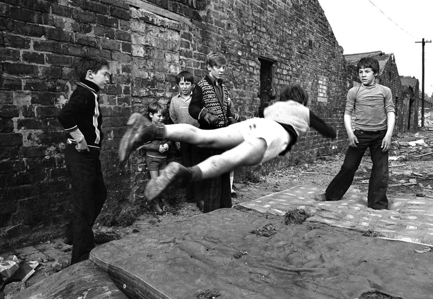 Playing on old matresses (Игра на старом матрасе), 1978