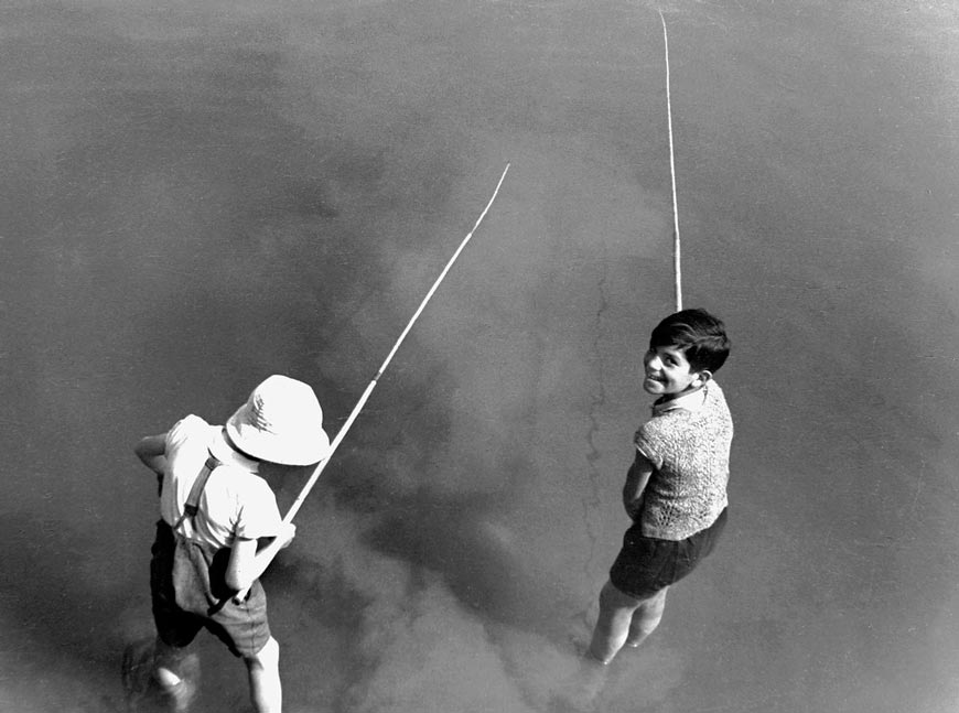 Two Boys Fishing (Два рыбачущих мальчика), 1930s