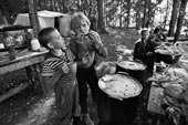 Летний лагерь для беспризорных детей * Summer camp for street children