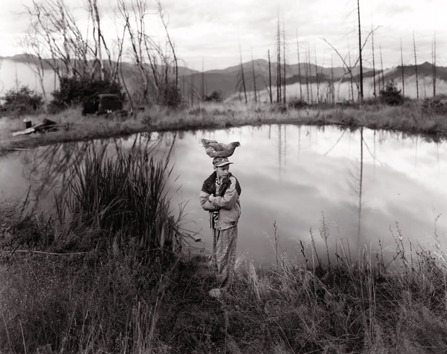 Mike with Chicken on His Head (Майк с курицей на его голове), 1993