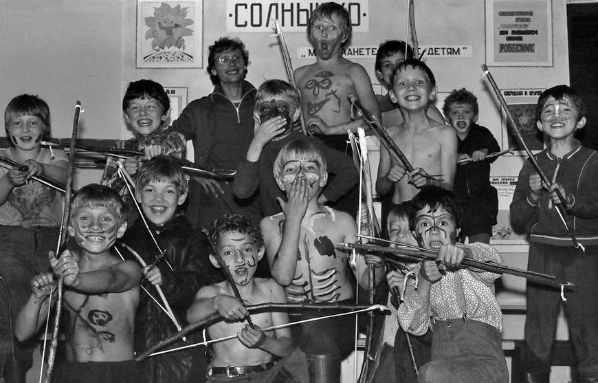 Индейцы из 6-го отряда (Indians from the 6th squad), 1985