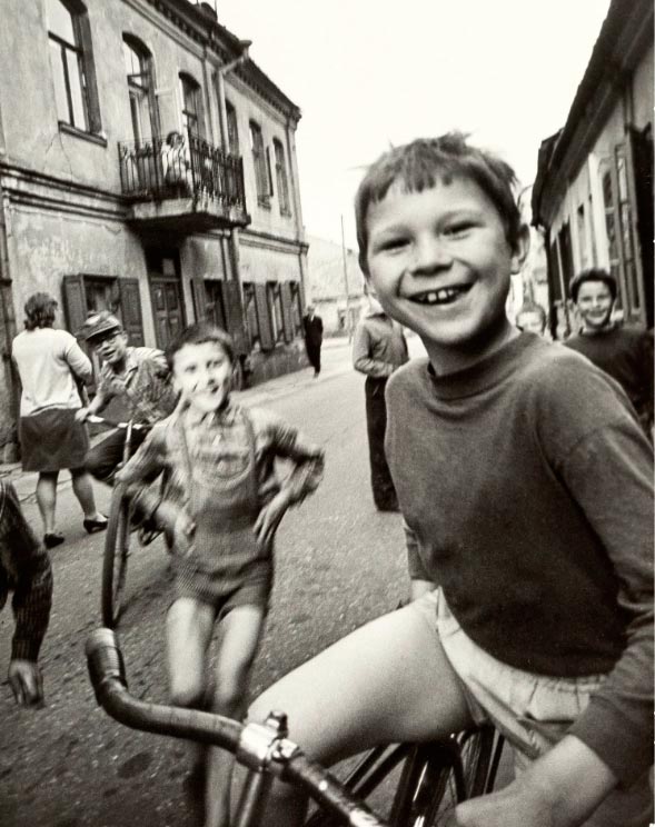 Maльчик из Cтapoгo гopoдa (A boy from the old town), 1970