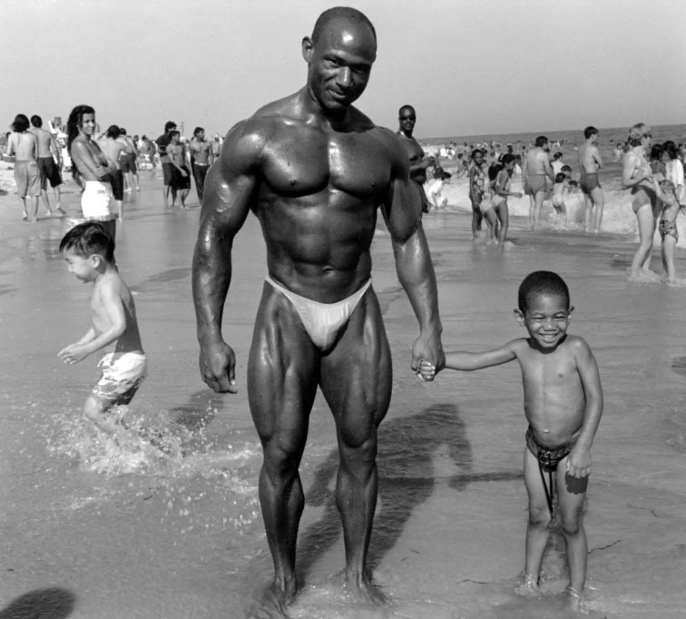 Pierre and Son; Jones Beach (Пьер и сын, Джонс-бич), 1993