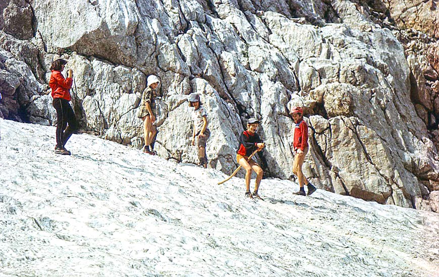 Участники детской экспедиции «Тропа» (Participants of the children's expedition 'Trail'), 1986