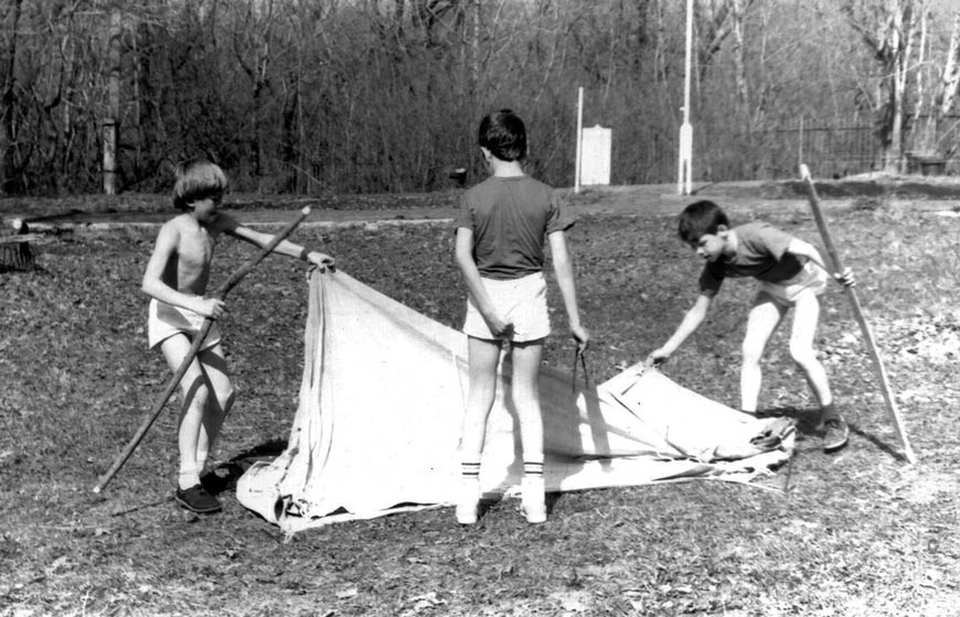 Участники детской экспедиции «Тропа» (Participants of the children's expedition 'Trail'), 1986