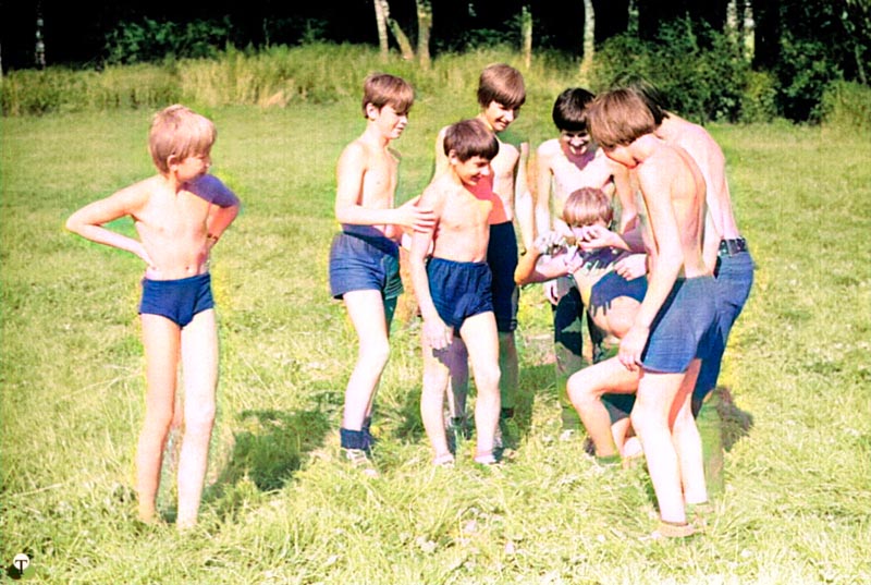 Участники детской экспедиции «Тропа» (Participants of the children's expedition 'Trail'), 1986