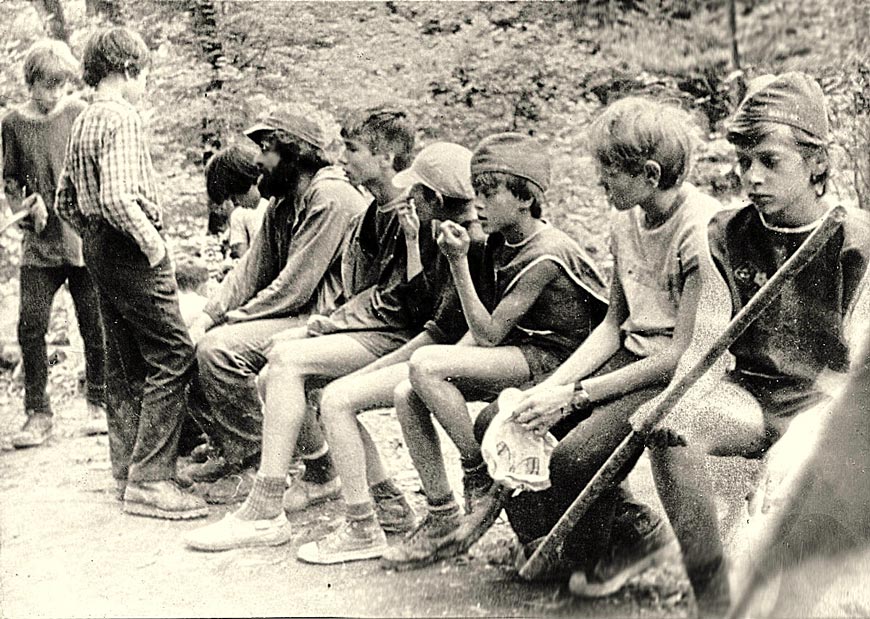 Участники детской экспедиции «Тропа» (Participants of the children's expedition 'Trail'), 1986