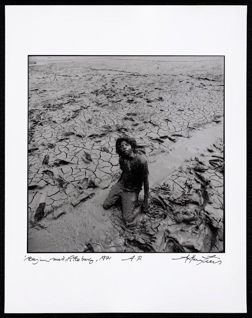  Boy in Mud (Мальчик в грязи), 1971