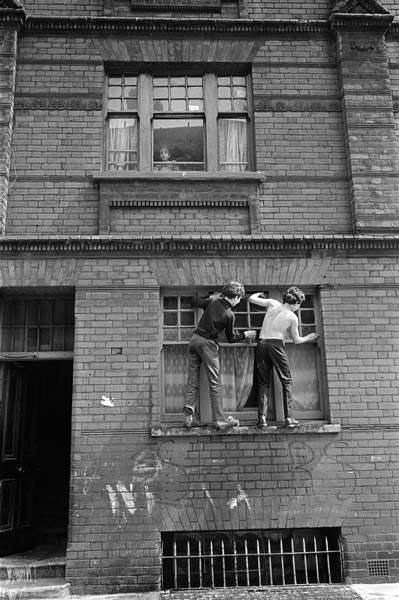 Thrawl Street, London, 1974