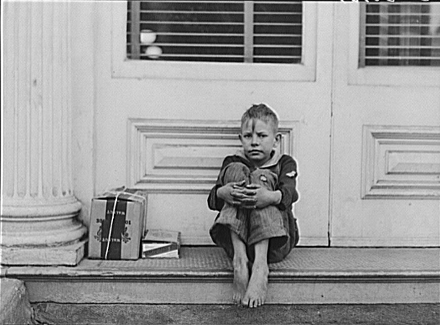 Shoeshine boy (Мальчик-чистильщик обуви), Dec.1940