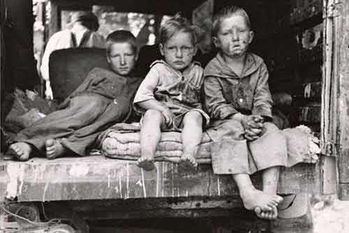 Children of migrant fruit worker (Дети сезонных сборщиков фруктов), July 1940