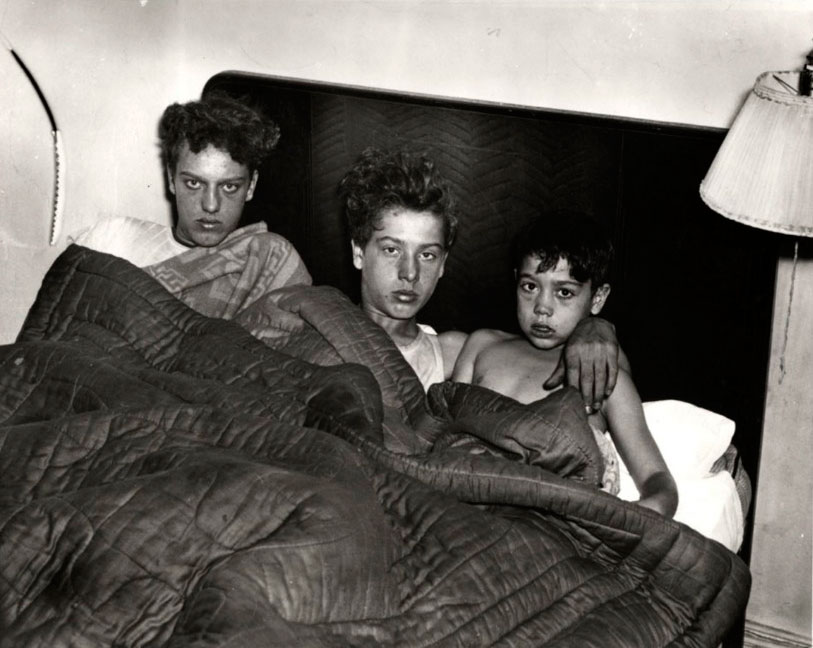 Three in a bed (Трое в постели), c.1940