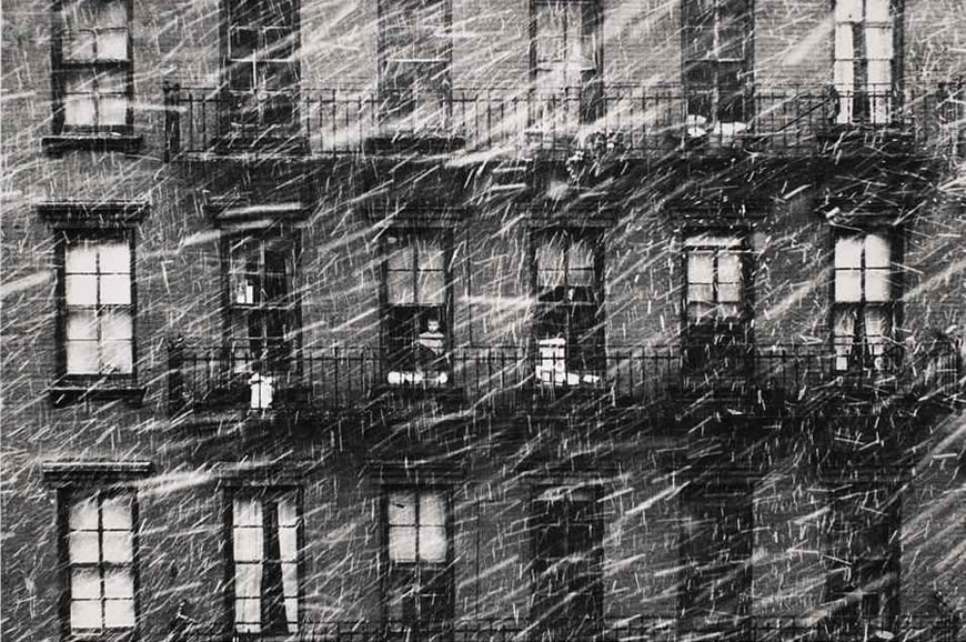 Falling Snow - Boy in Window (Падающий снег - мальчик в окне), 1952