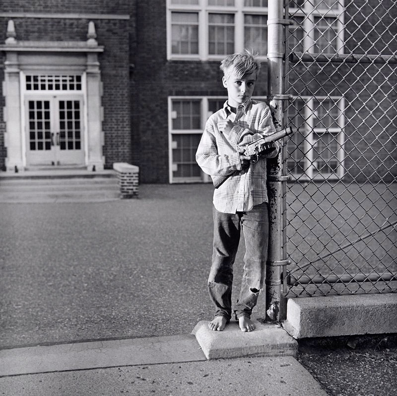 Barefooted Boy with Gun (Босоногий мальчик с ружьём), c. 1970