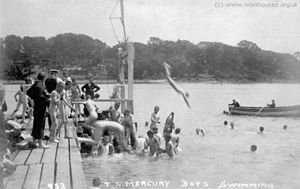 Training ship Mercury-boys swimming (Учебное судно 'Меркурий' - купание мальчишек), c.1910