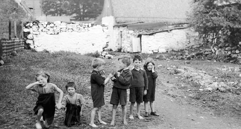 A group of children (Группа детей), c.1965