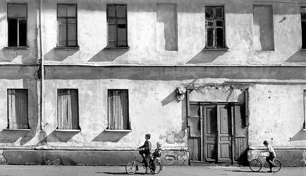 Два велосипедиста (Two cyclists), 1982-1987