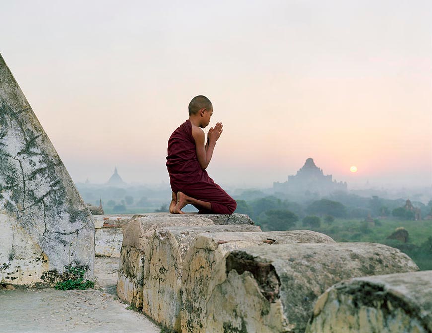 Buddhist Monk Praying (Молящийся буддийский монах), 2019